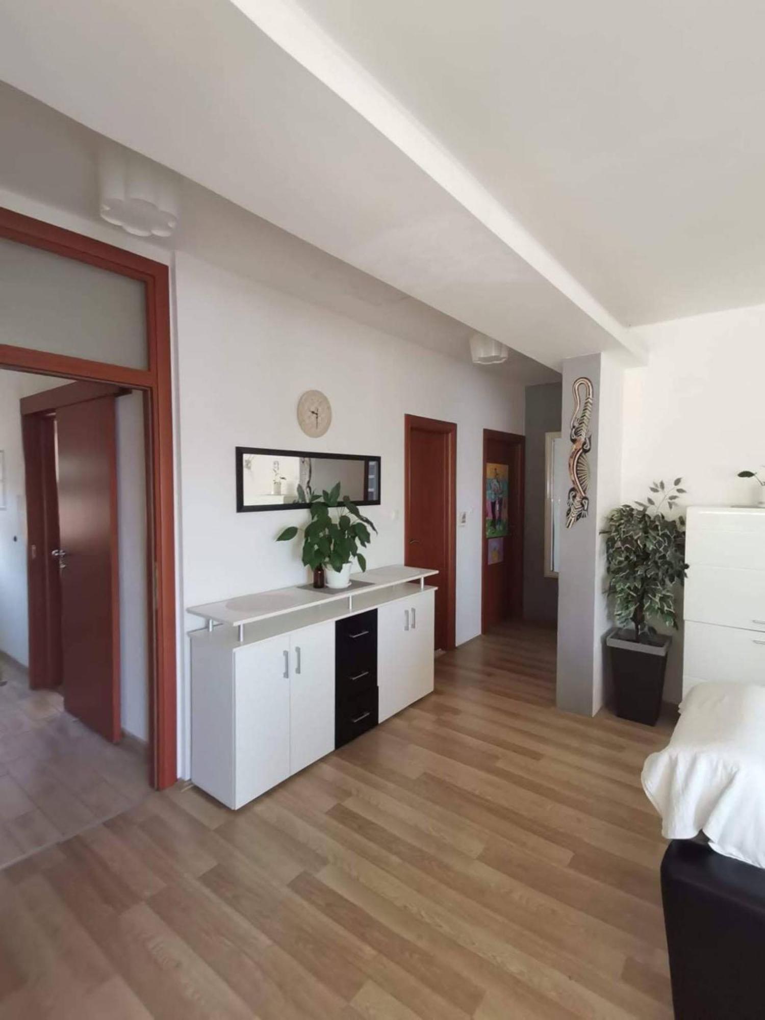 Apartment Lotus Trogir Habitación foto