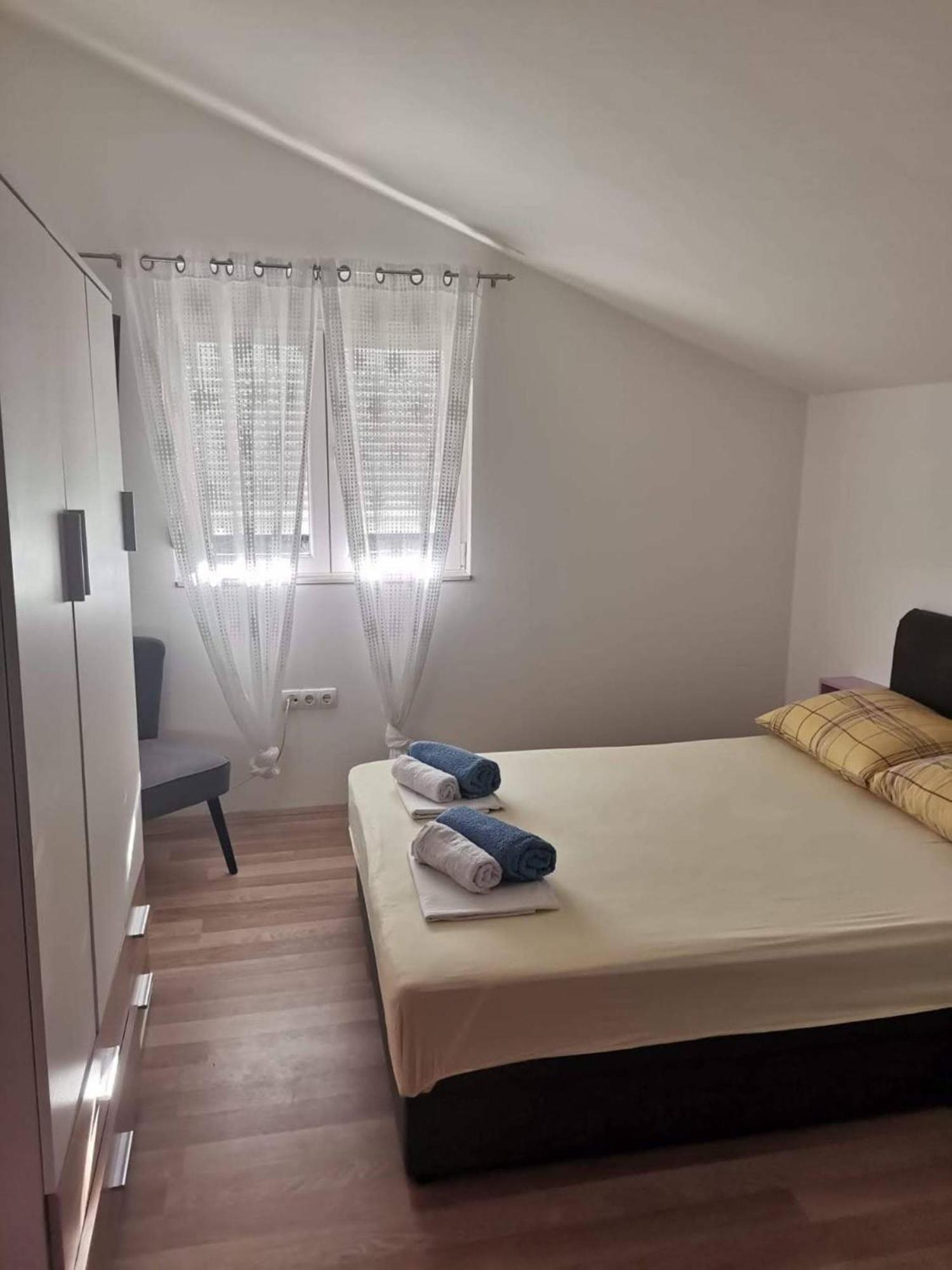 Apartment Lotus Trogir Habitación foto